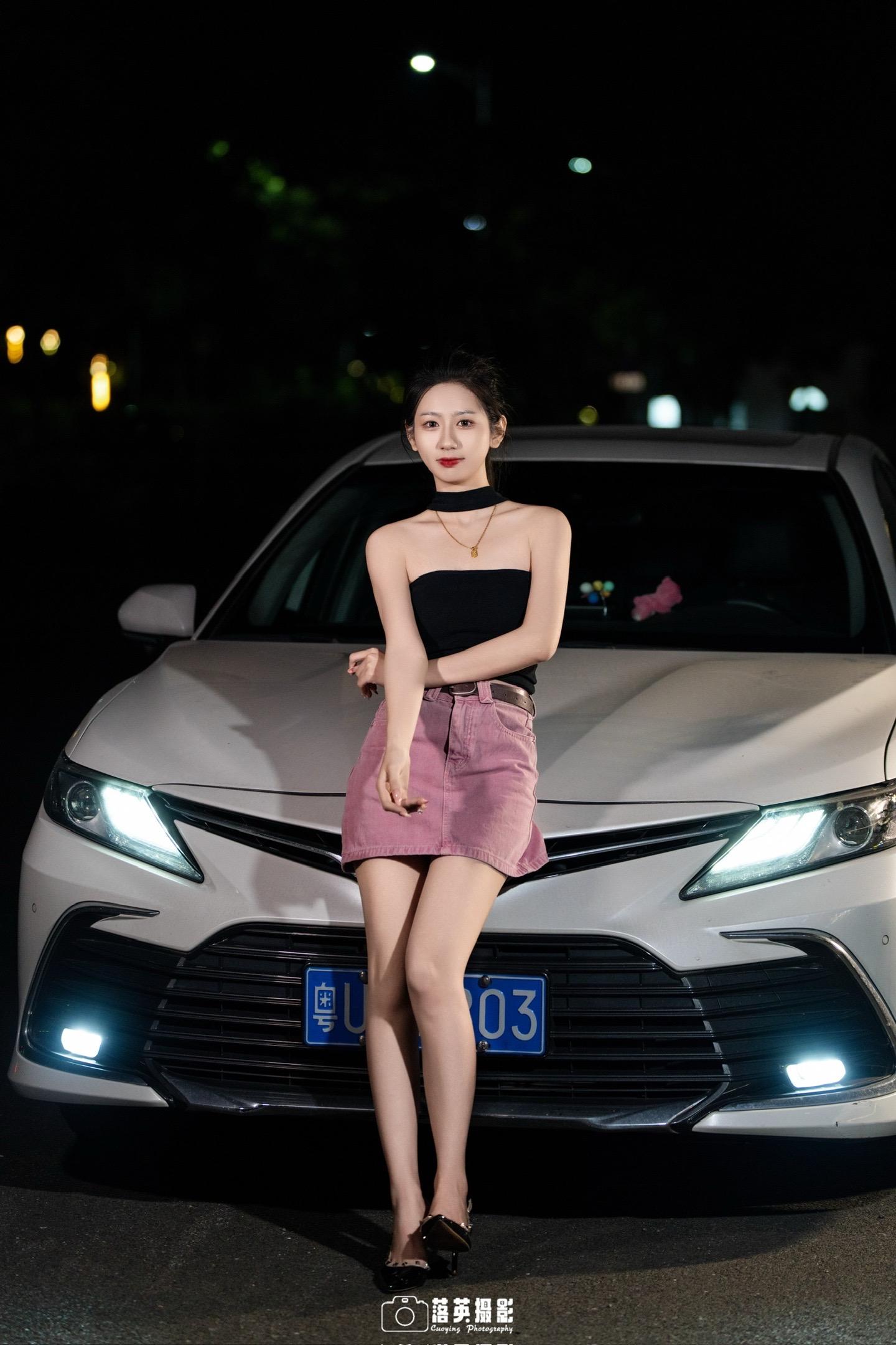 凯美瑞双擎 2.0HSE 运动Lite版展示图2