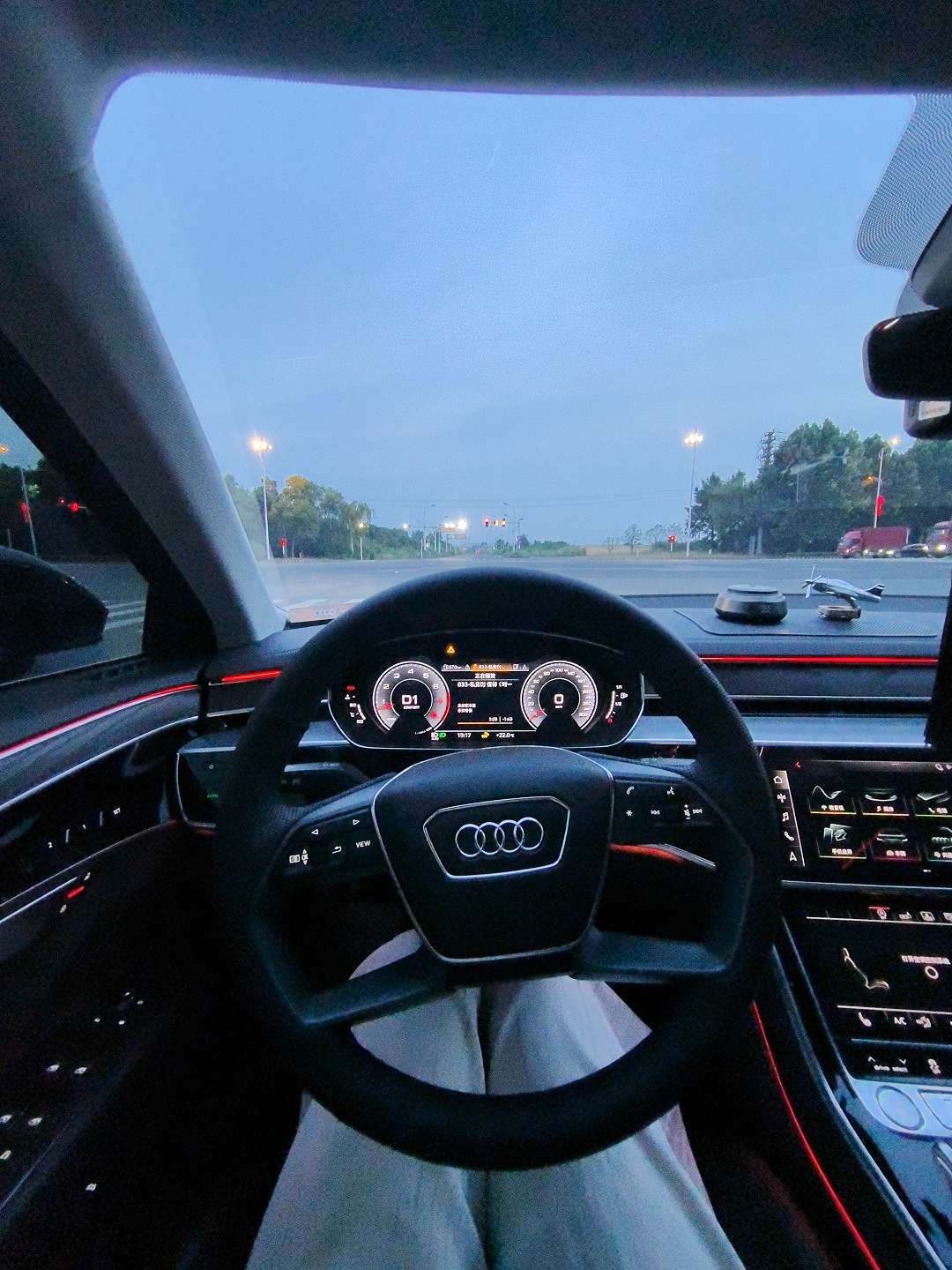 奥迪A8A8L 60 TFSI Horch创始人版展示图3