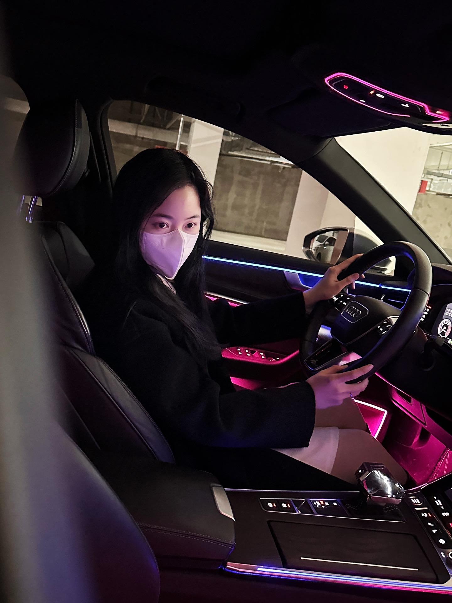 奥迪A6L2.0T quattro尊享型展示图2